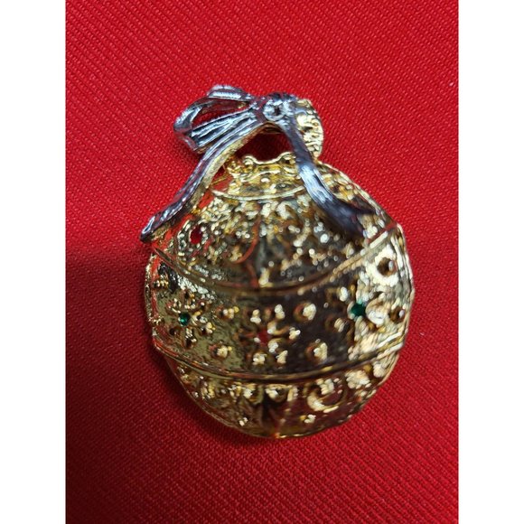 Christmas Pins Brooches Set of 4 Christmas Tree Angel Pearl Wreath Ornament - Picture 8 of 12